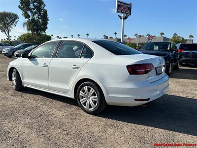 2017 Volkswagen Jetta 1.4T S  w/Bk Up Camera - Photo 10 - San Diego, CA 92111