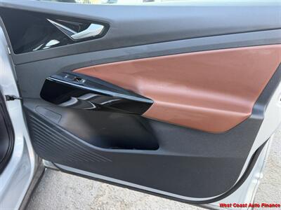 2021 Volkswagen ID.4 Pro S w/Navigation and Back up Camera - Photo 31 - San Marcos, CA 92078
