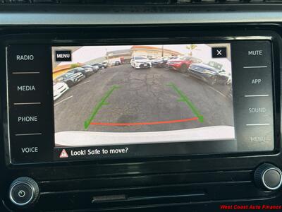 2020 Volkswagen Passat SE w/Bk Up Camera - Photo 19 - San Marcos, CA 92078