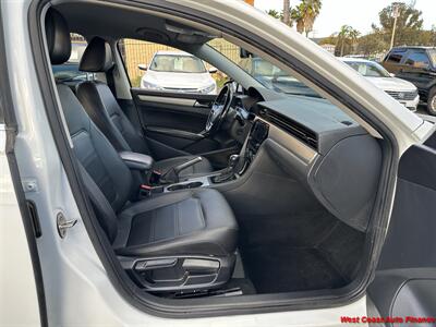 2020 Volkswagen Passat SE w/Bk Up Camera - Photo 14 - San Marcos, CA 92078