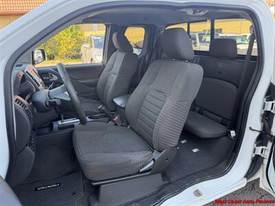 2019 Nissan Frontier SV V6  4X4 w/Back up Camera - Photo 11 - San Marcos, CA 92078