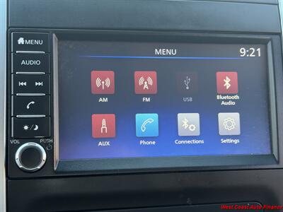 2019 Nissan Frontier SV V6  4X4 w/Back up Camera - Photo 4 - San Marcos, CA 92078