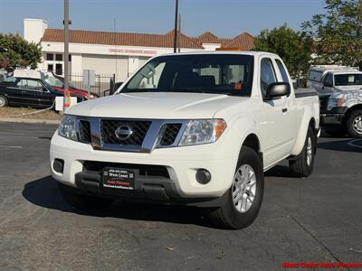 2019 Nissan Frontier SV V6  4X4 w/Back up Camera - Photo 2 - San Marcos, CA 92078