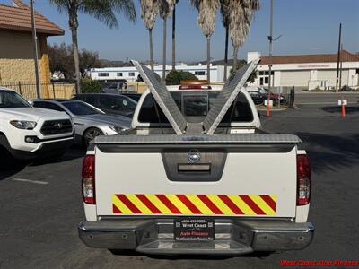 2019 Nissan Frontier SV V6  4X4 w/Back up Camera - Photo 14 - San Marcos, CA 92078