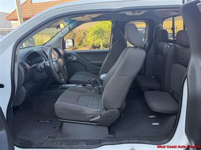 2019 Nissan Frontier SV V6  4X4 w/Back up Camera - Photo 17 - San Marcos, CA 92078