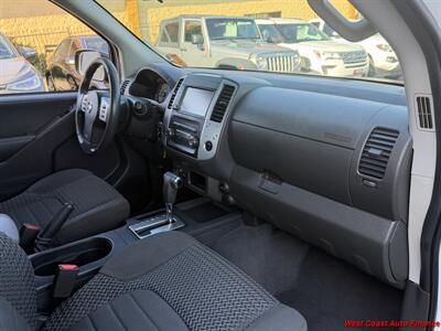 2019 Nissan Frontier SV V6  4X4 w/Back up Camera - Photo 26 - San Marcos, CA 92078