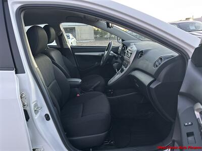 2013 Toyota Matrix L   - Photo 10 - San Diego, CA 92111