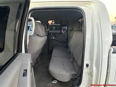 2017 Nissan Frontier SV   - Photo 15 - San Diego, CA 92111