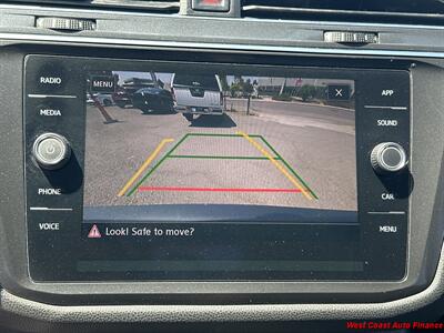 2018 Volkswagen Tiguan 2.0T SE  & Bk Up Camera - Photo 4 - San Diego, CA 92111