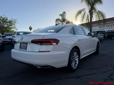 2020 Volkswagen Passat SE w/Bk Up Camera - Photo 8 - San Marcos, CA 92078
