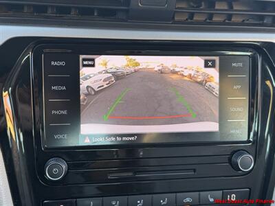 2020 Volkswagen Passat SE w/Bk Up Camera - Photo 16 - San Marcos, CA 92078