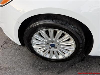 2014 Ford Fusion Hybrid S - Photo 16 - San Marcos, CA 92078