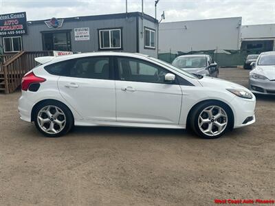 2013 Ford Focus ST  6 Speed Manual w/Navi - Photo 43 - San Diego, CA 92111