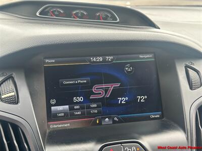 2013 Ford Focus ST  6 Speed Manual w/Navi - Photo 17 - San Diego, CA 92111