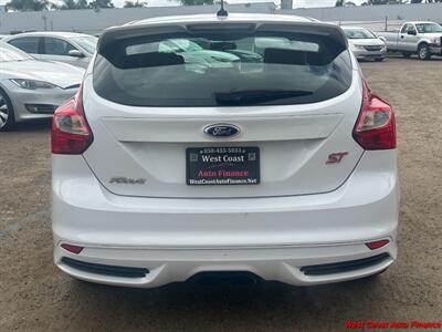 2013 Ford Focus ST  6 Speed Manual w/Navi - Photo 13 - San Diego, CA 92111