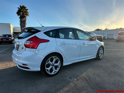 2013 Ford Focus ST  6 Speed Manual w/Navi - Photo 66 - San Diego, CA 92111