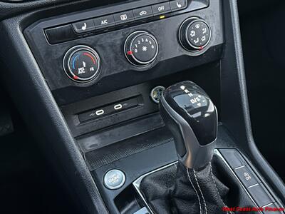 2022 Volkswagen Taos SE  w/Bk Up Camera - Photo 54 - San Marcos, CA 92078