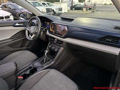 2022 Volkswagen Taos SE  w/Bk Up Camera - Photo 14 - San Marcos, CA 92078