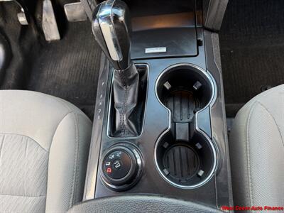 2018 Ford Explorer XLT w/Back up Camera - Photo 7 - San Marcos, CA 92078
