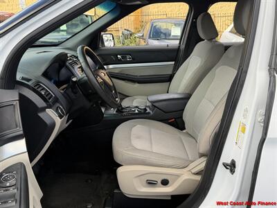 2018 Ford Explorer XLT w/Back up Camera - Photo 12 - San Marcos, CA 92078