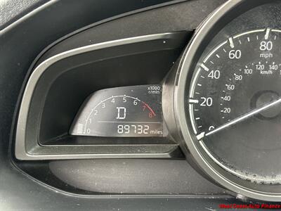 2017 Mazda Mazda3 Touring   - Photo 12 - San Diego, CA 92111