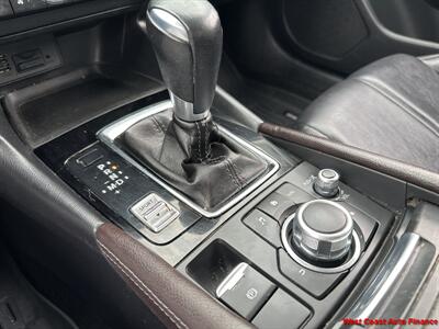 2017 Mazda Mazda3 Touring   - Photo 25 - San Diego, CA 92111