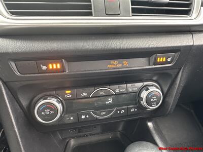 2017 Mazda Mazda3 Touring   - Photo 14 - San Diego, CA 92111