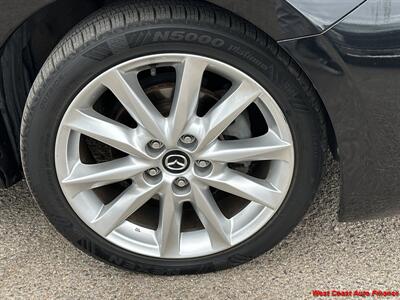 2017 Mazda Mazda3 Touring   - Photo 24 - San Diego, CA 92111