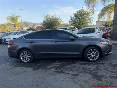2017 Ford Fusion S Hybrid w/ Bk Up Camera - Photo 23 - San Marcos, CA 92078