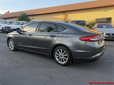 2017 Ford Fusion S Hybrid w/ Bk Up Camera - Photo 43 - San Marcos, CA 92078