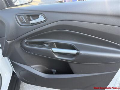 2016 Ford C-MAX Energi SEL Hybrid - Photo 25 - San Marcos, CA 92078