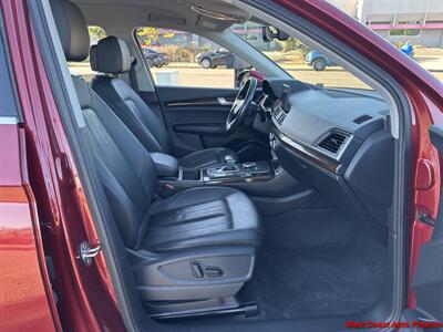 2019 Audi Q5 quattro Premium Quattro  w/Bk Up Camera - Photo 17 - San Diego, CA 92111