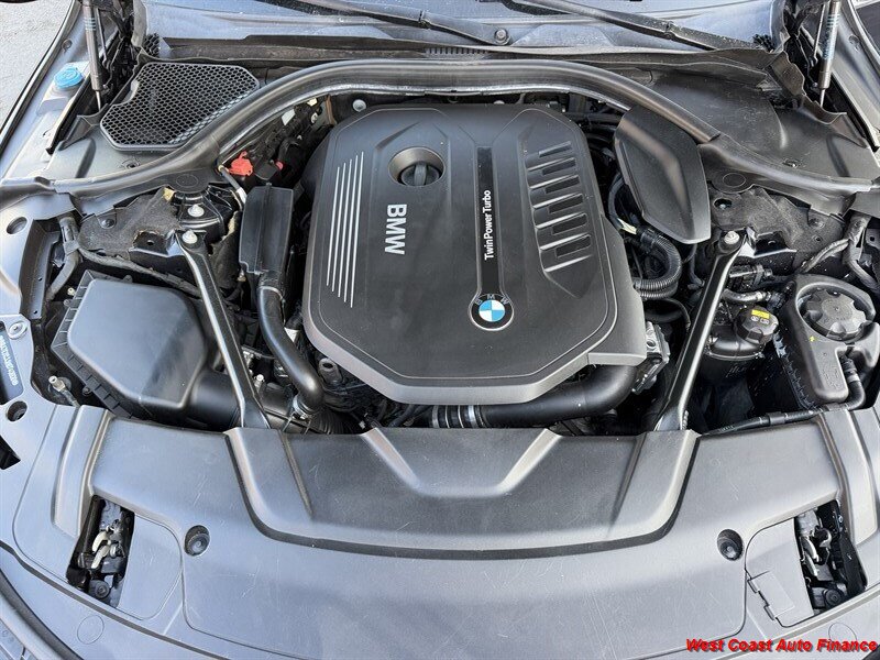 2017 BMW 7 Series 740i - Photo 37