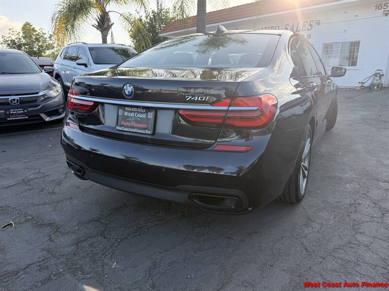 2017 BMW 7 Series 740i - Photo 46