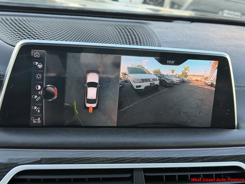 2017 BMW 7 Series 740i - Photo 13