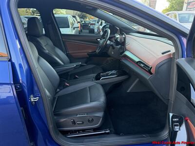 2022 Volkswagen ID.4 Pro S AWD- w/Navigation and Back up Camera - Photo 13 - San Marcos, CA 92078