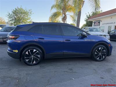 2022 Volkswagen ID.4 Pro S AWD- w/Navigation and Back up Camera - Photo 3 - San Marcos, CA 92078