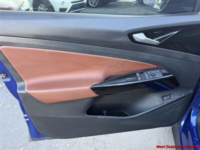 2022 Volkswagen ID.4 Pro S AWD- w/Navigation and Back up Camera - Photo 44 - San Marcos, CA 92078