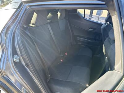 2021 Toyota C-HR LE  w/Bk Up Camera - Photo 24 - San Diego, CA 92111