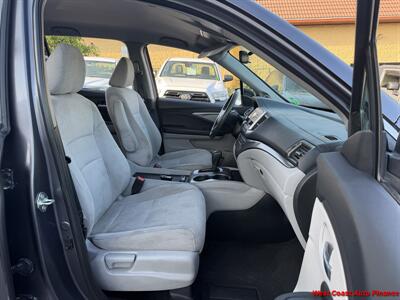 2020 Honda Pilot LX w/Bk Up Camera - Photo 10 - San Marcos, CA 92078