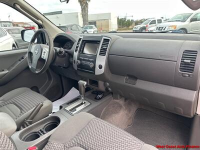 2010 Nissan Frontier SE V6  w/Bk Up Camera - Photo 22 - San Diego, CA 92111