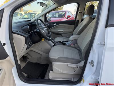 2015 Ford C-MAX Hybrid SE - Photo 17 - San Marcos, CA 92078