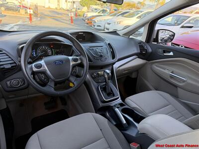 2015 Ford C-MAX Hybrid SE - Photo 10 - San Marcos, CA 92078