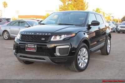 2017 Land Rover Range Rover Evoque SE  w/Navigation and Back up Camera