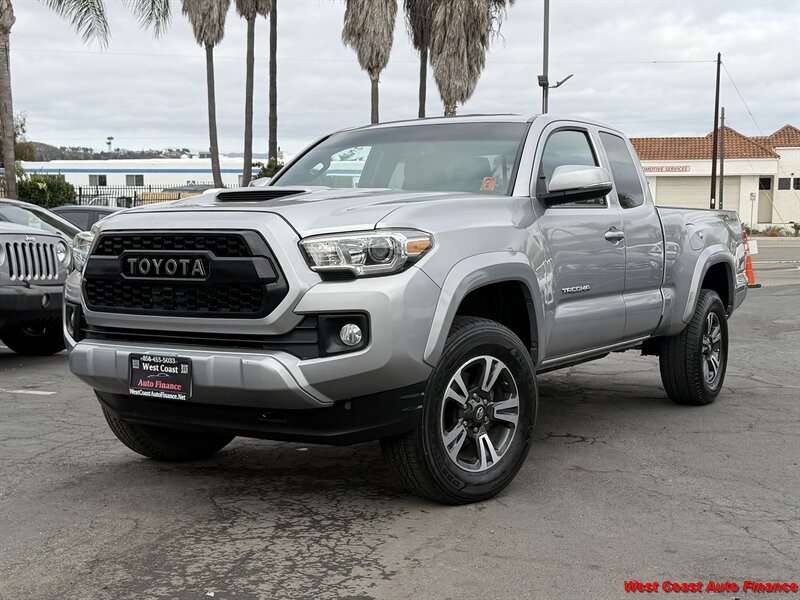 2016 Toyota Tacoma SR5 V6  