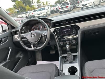 2021 Volkswagen Passat S w/Bk Up Camera - Photo 3 - San Diego, CA 92111