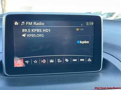 2015 Mazda Mazda3 i Touring  w/Bk Up Camera - Photo 16 - San Diego, CA 92111