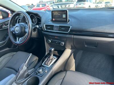 2015 Mazda Mazda3 i Touring  w/Bk Up Camera - Photo 9 - San Diego, CA 92111