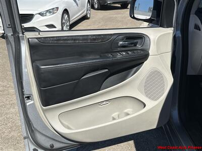 2014 Dodge Grand Caravan SXT   - Photo 24 - San Diego, CA 92111