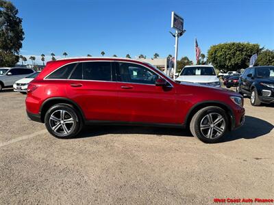 2016 Mercedes-Benz GLC GLC 300  w/Navigation and Back up Camera - Photo 9 - San Diego, CA 92111